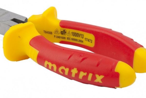 Matrix Длинногубцы изогнутые Insulated, 160 мм, двухкомпонентные рукоятки Matrix Professional — изображение 3